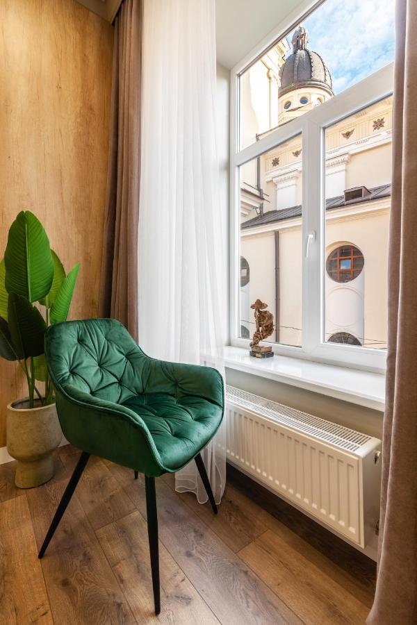 Leogrand Vip Apartments On Lesi Ukrainky 7 Lviv Exterior foto